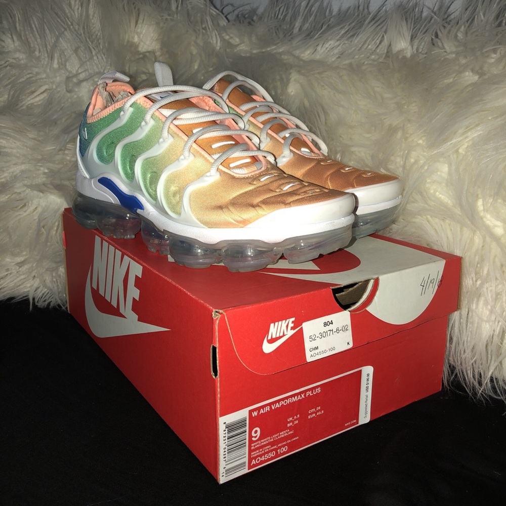 Vapormax plus - Picture 3 of 4